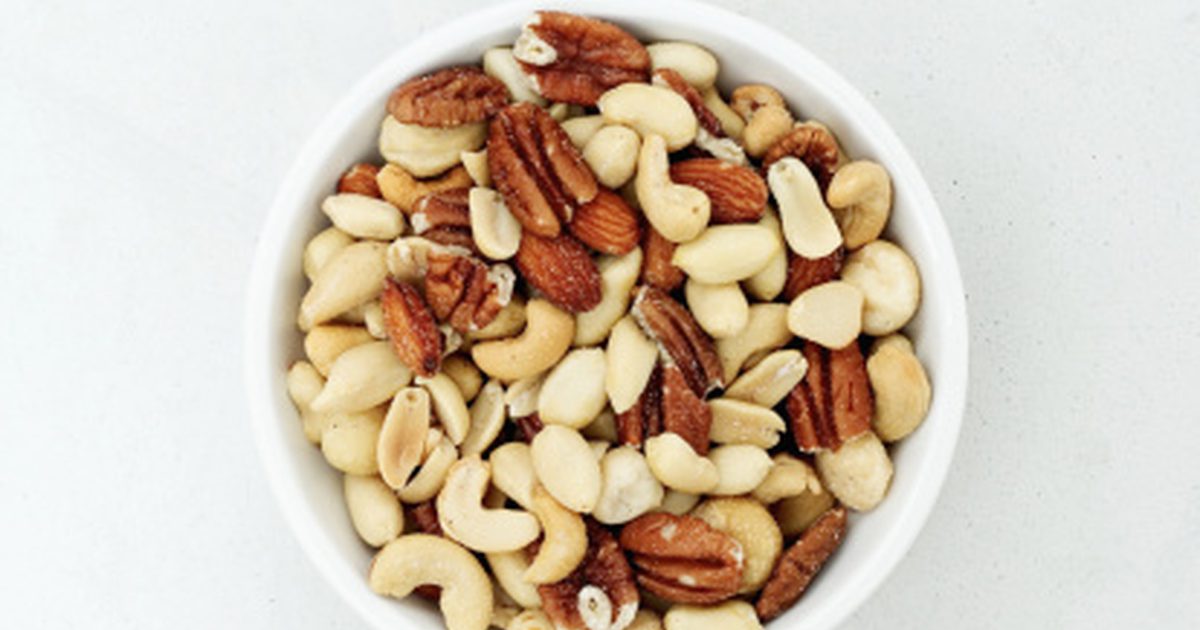 Kalorier og fedt i 1/4 kop rå blandede nødder