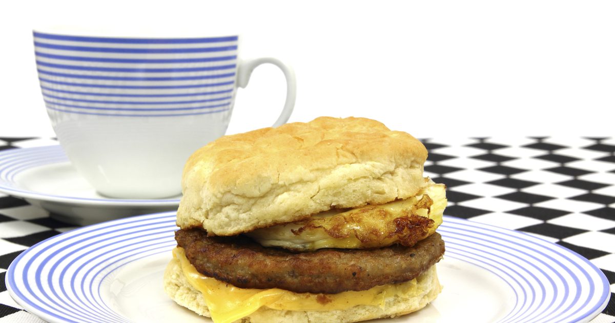 Kalórie v McDonald's Sausage & Cheese Biscuit