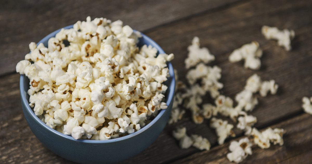 Kalorie w popcorn bez masła
