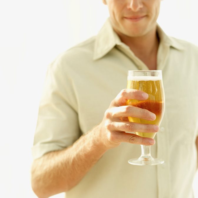 Пиво для здоровья мужчин. Пиво и потенция. Здоровье с пивом. Пиво бок. Пиво и мужское здоровье научные.