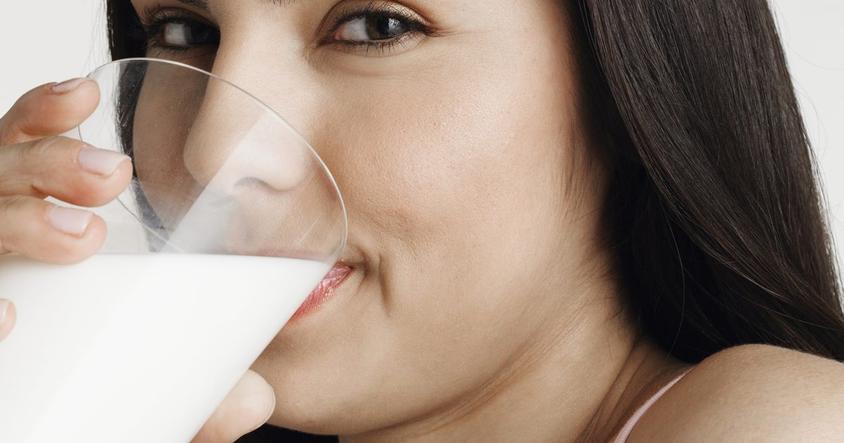 Kan te veel afgeroomde melk drinken?