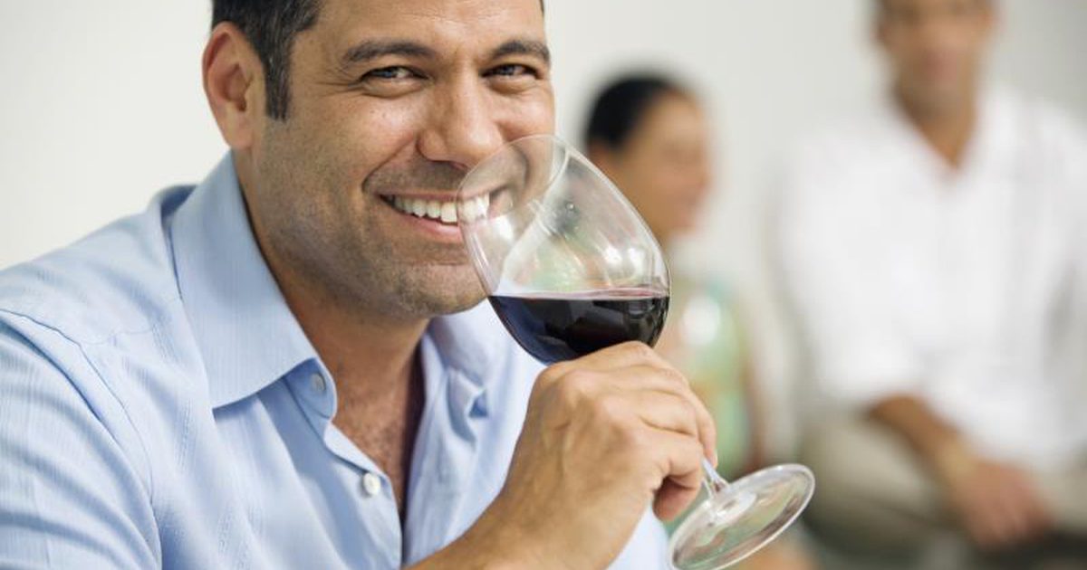 Kan het drinken van wijn leiden tot een hoog cholesterolgehalte?