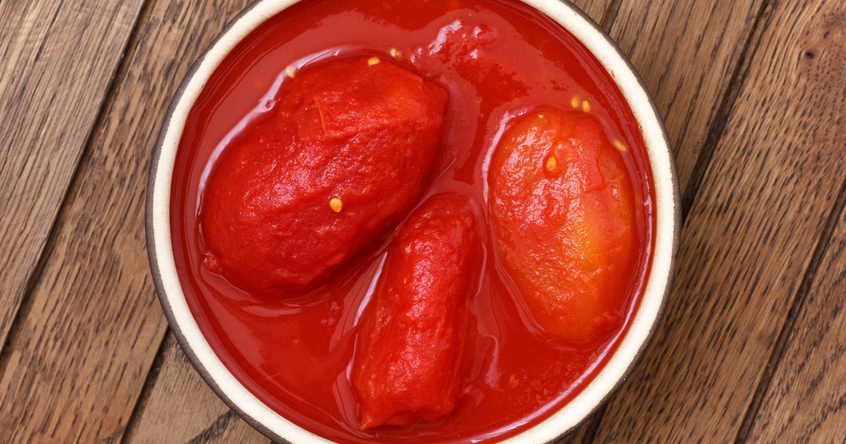 Можете ли да замразите консервирани домати?