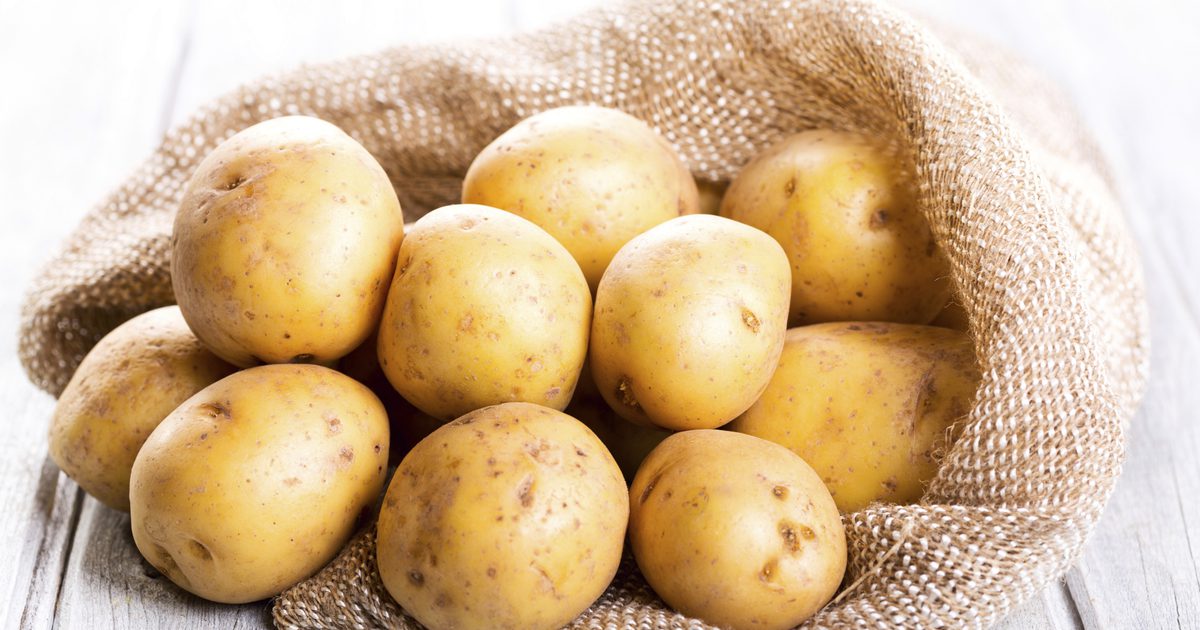 Може ли да сокове сурови картофи?