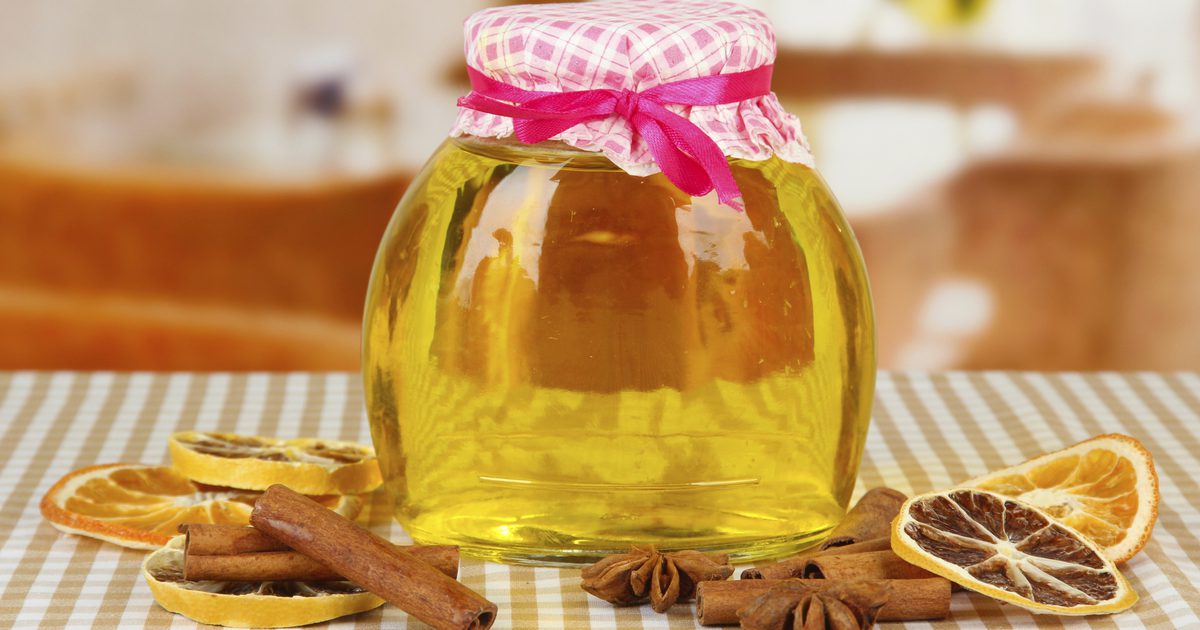 Cimet in Honey Detox Diet