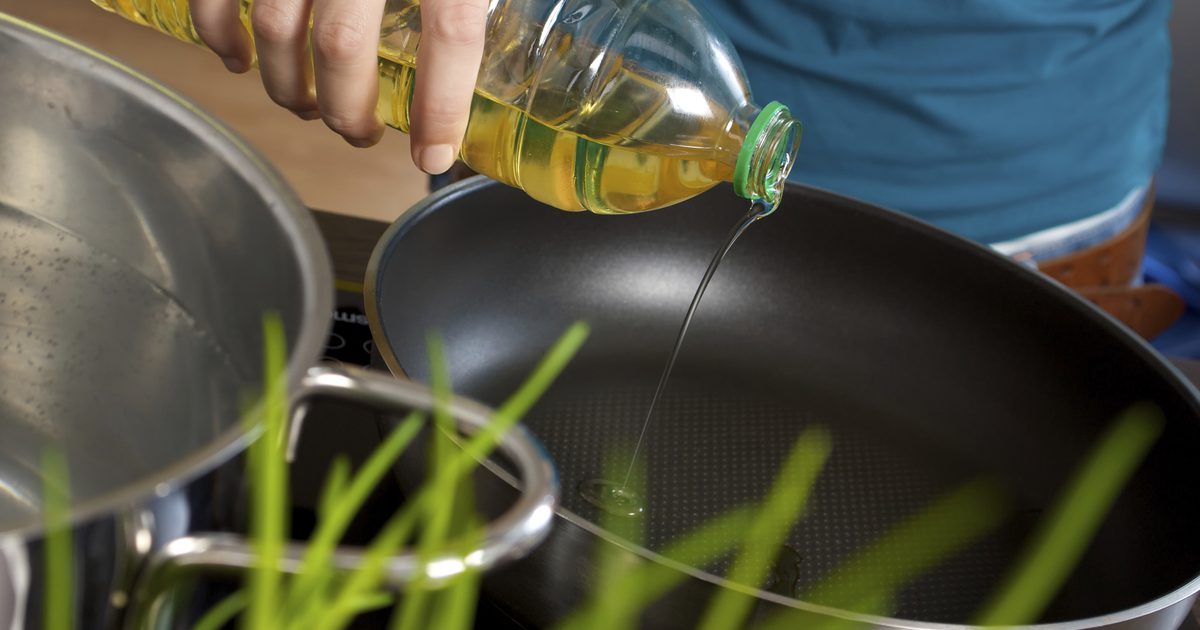 Разликите между растително масло и царевично олио