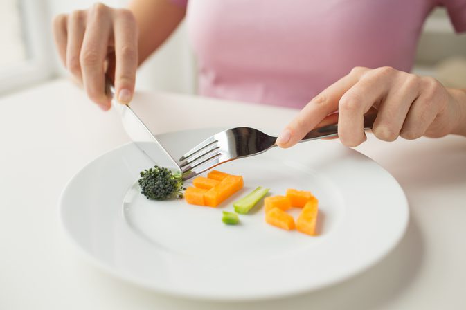 Низкокалорийные диеты замедляют метаболизм?