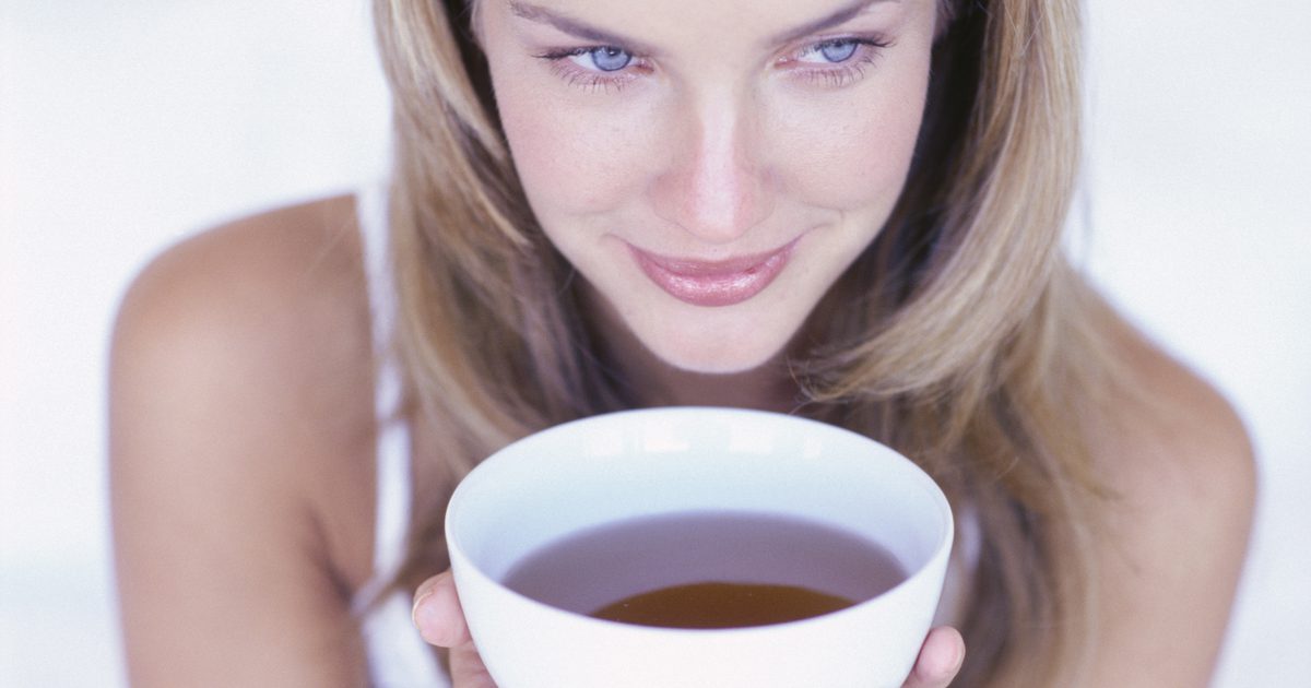 Czy czarna herbata spala tłuszcz?