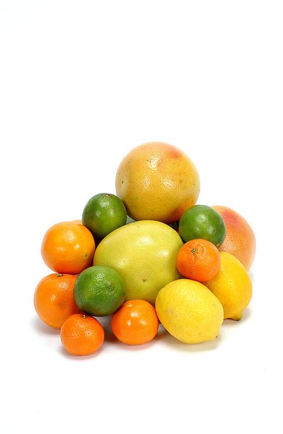 Czy owoce cytrusowe powodują, że trądzik jest gorzej?