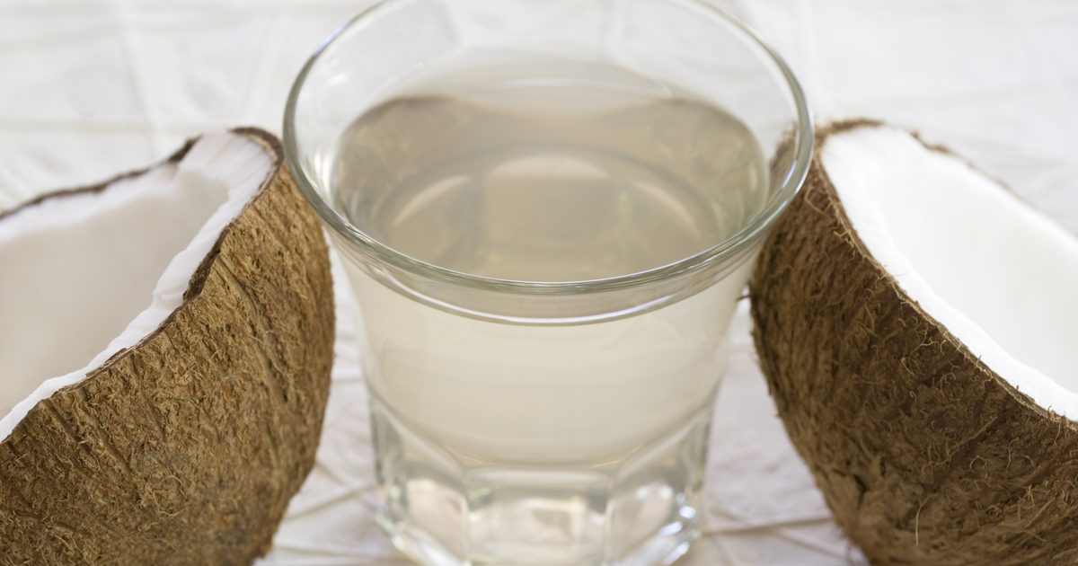 Ali pitje kokosove vode povzroča drisko?