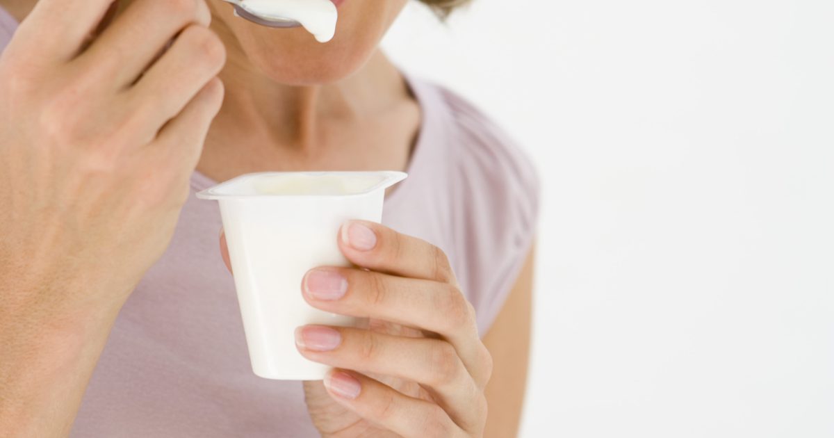 Дали киселото мляко се намесва в овулацията?