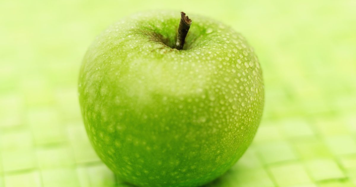 मल पर सेब का प्रभाव