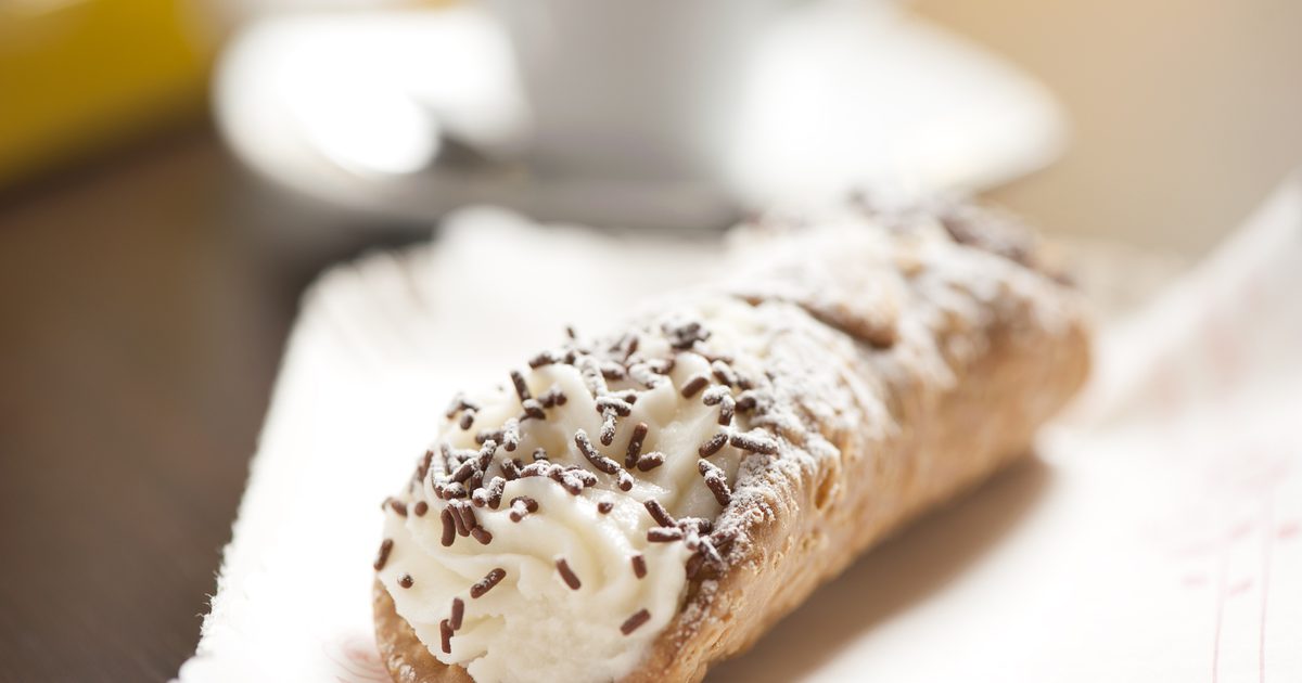Firm Ricotta Cheese Cannoli Filling