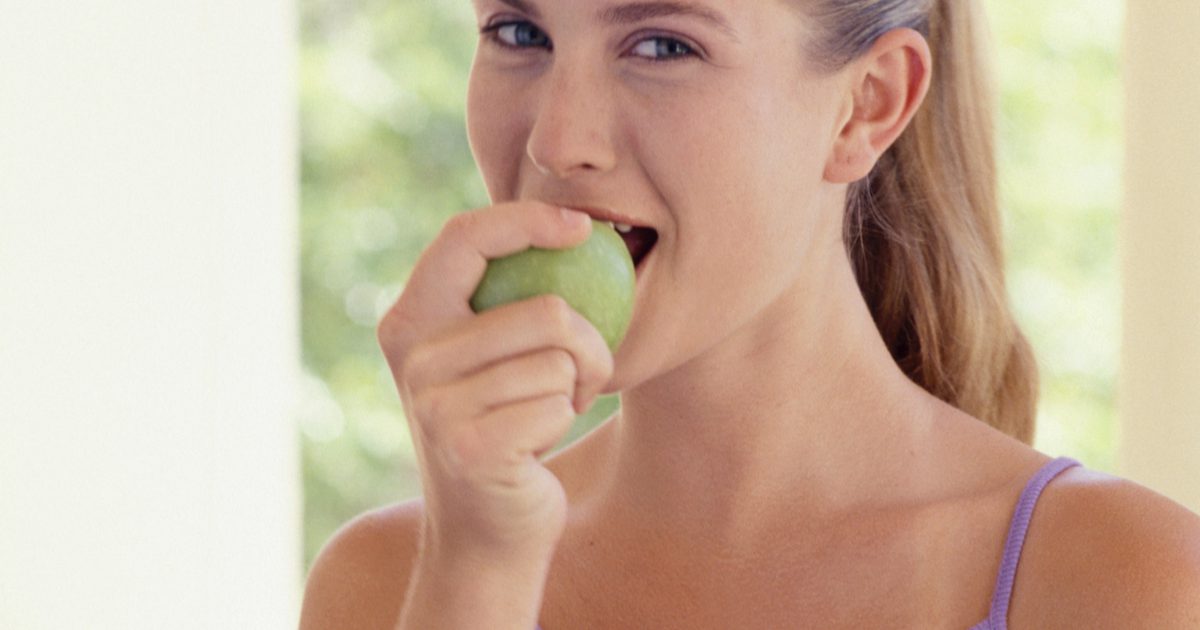 Päť dôvodov, prečo by ste mali jesť jablká