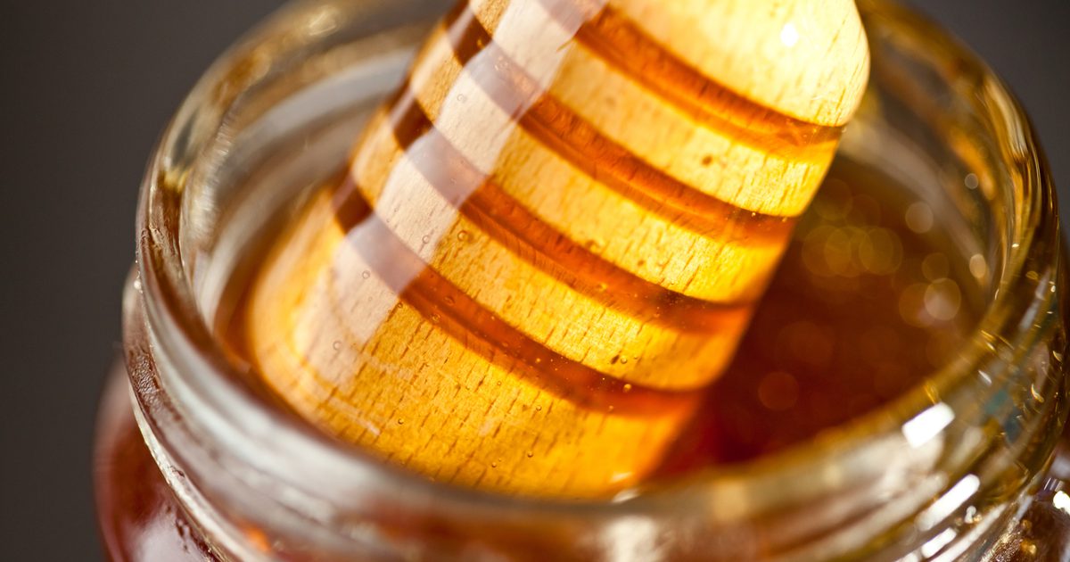 Gode ​​og dårlige virkninger fra at spise honning
