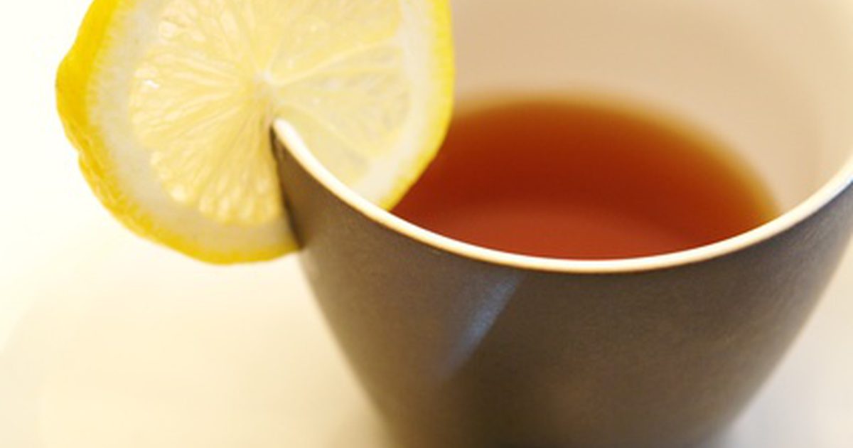 Dobre i złe korzyści zdrowotne wynikające z herbaty