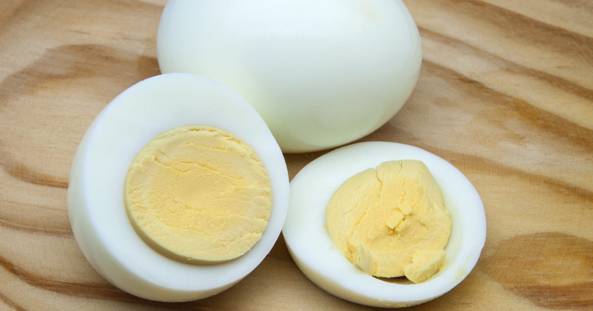Твърдо сварено яйце хранене