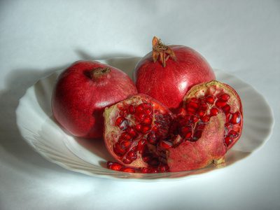 Zdravá přínosy melasy z granátového jablka