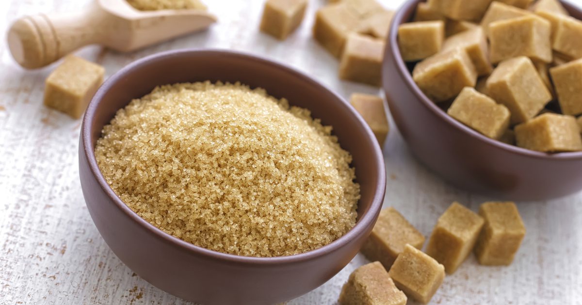 Hoeveel calorieën zitten er in 1/4 kop bruine suiker?