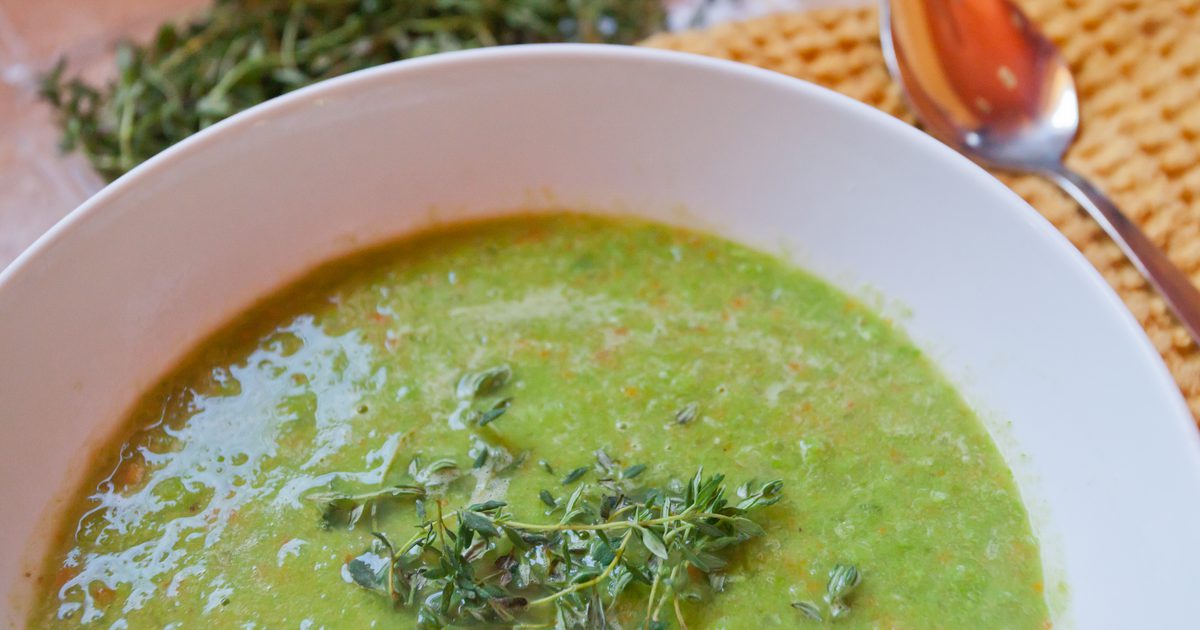 Сколько калорий в домашнем овощном супе?