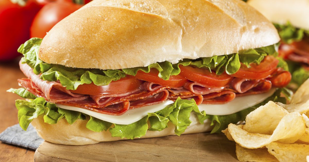 Kolik kalorií je v metru sendvičový chléb?