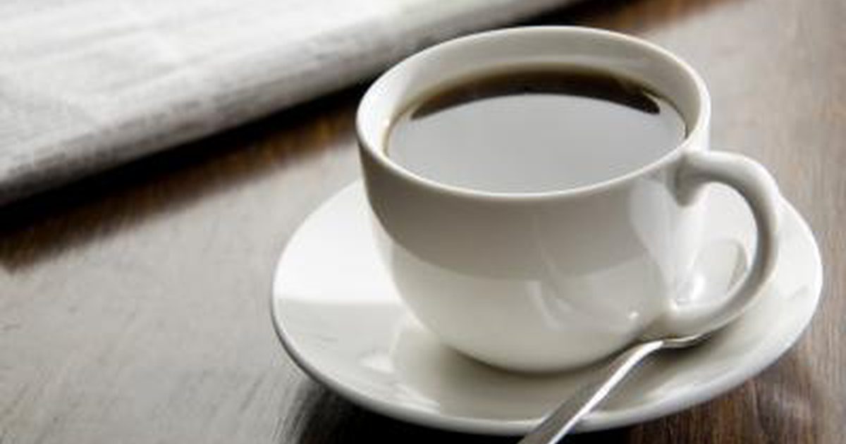 Сколько калорий в чашке кофе с молоком и сахаром?