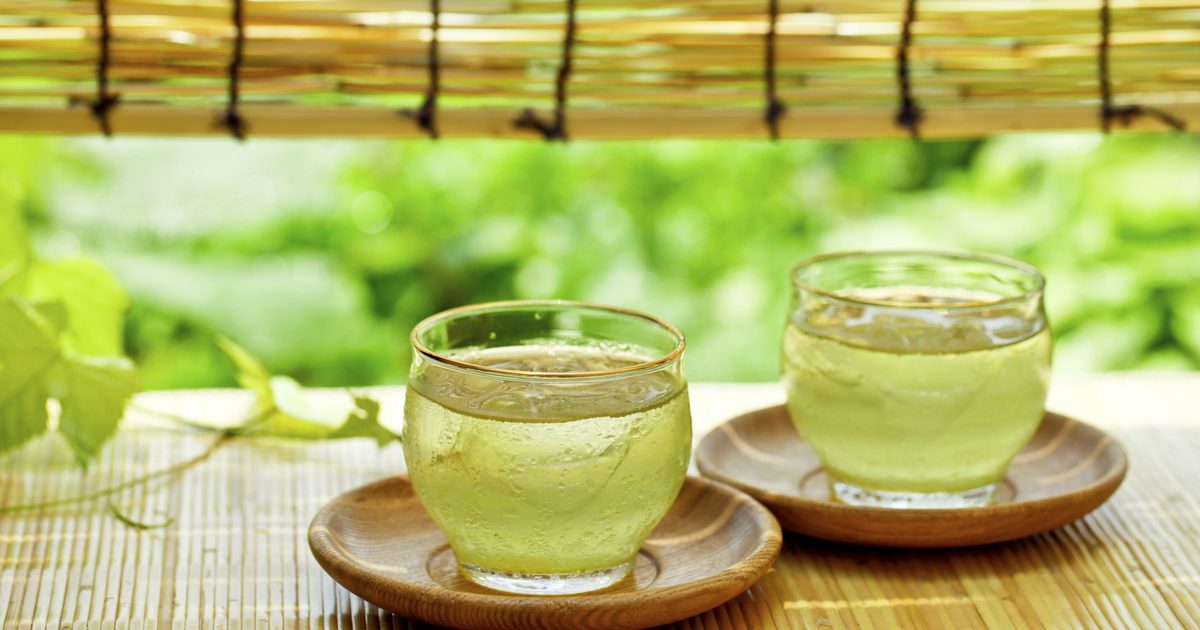 كم يجب أن يشرب الشاي الأخضر في اليوم؟