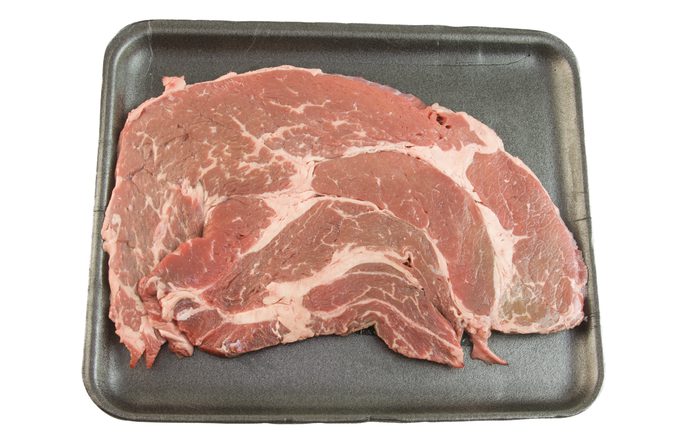 Как испечь стейк из свинины