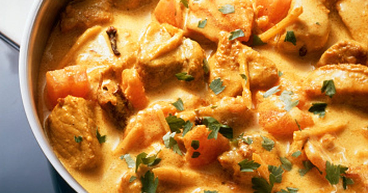 Wie man Lamm-Curry in einem Schnellkochtopf kocht
