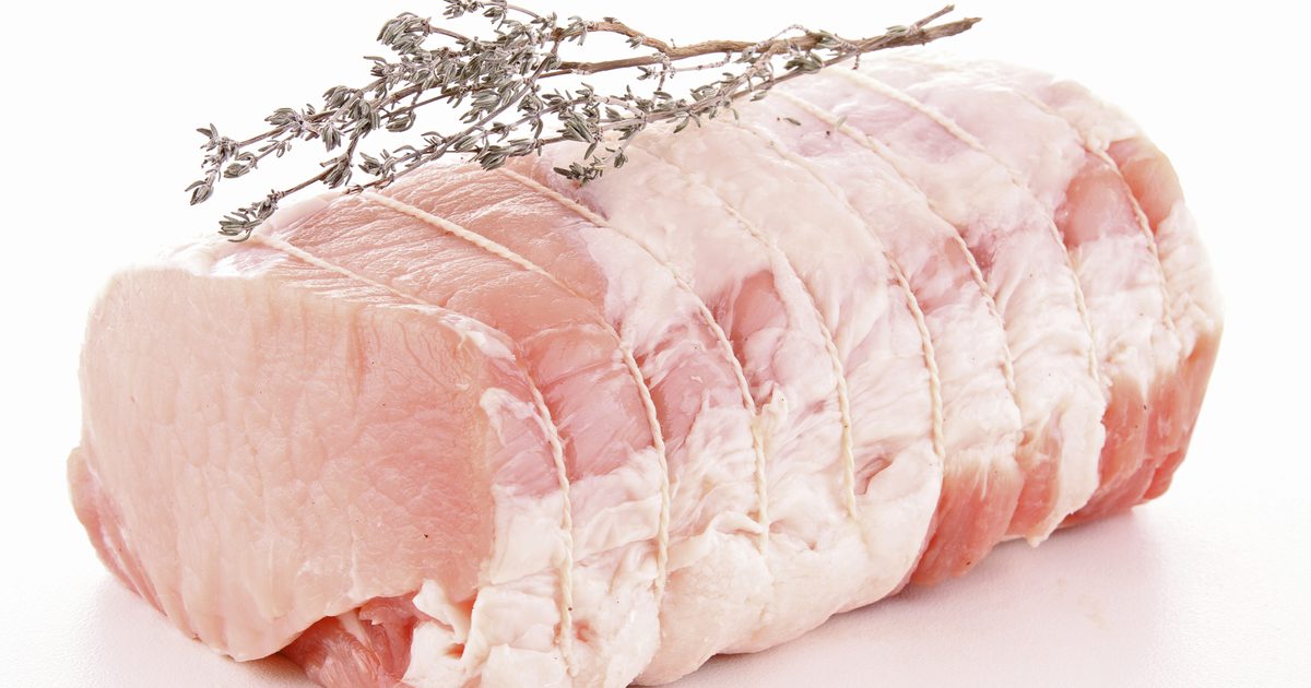 Wie man Schweinefleisch-Lendenstück-Braten einfach kocht