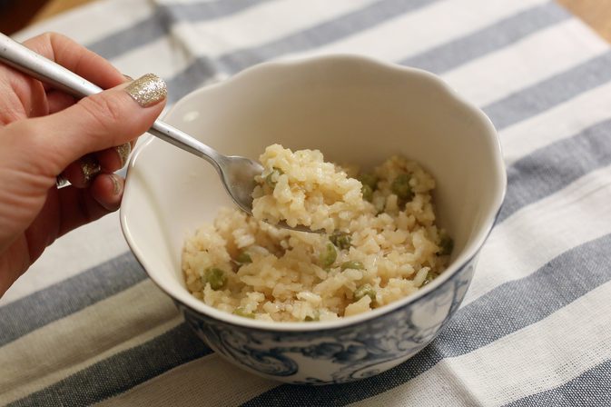 Hur man lagar risotto i en långsam spis
