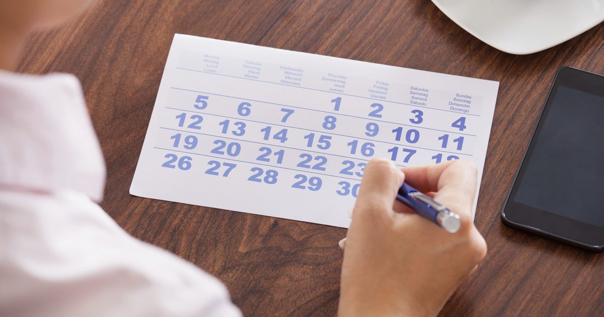 Как да създадете месечен месечен календар