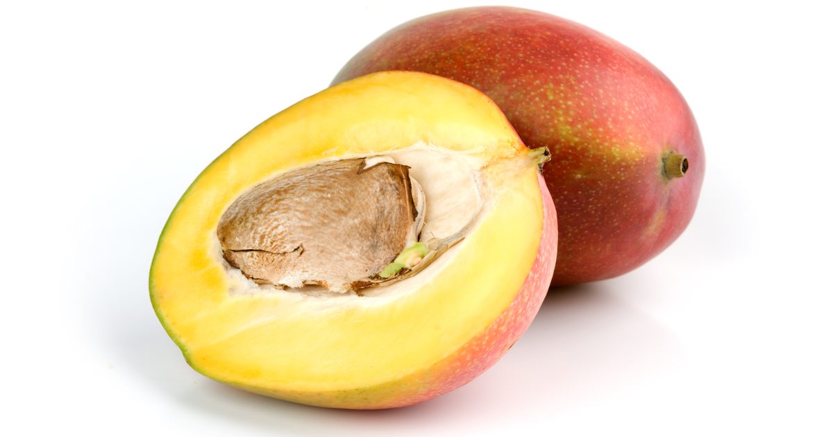 Hoe een mango zaad te eten