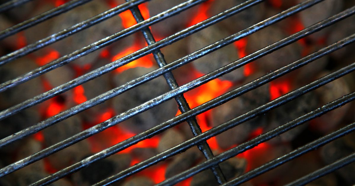 Wie man eine Türkei auf einem Weber Gasgrill grillt
