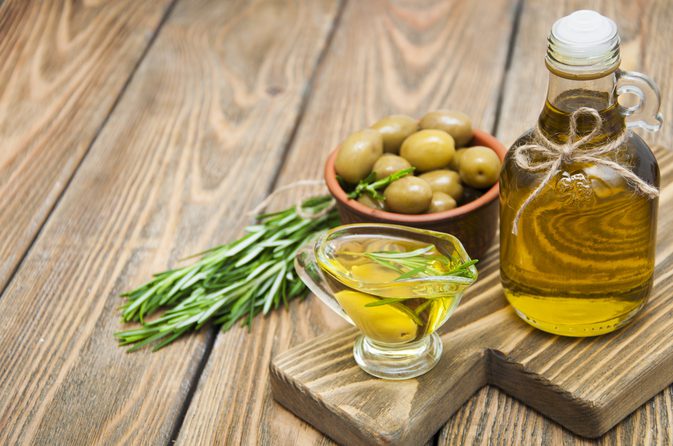 Hvordan lage en Rosemary & Olive Oil Infusion