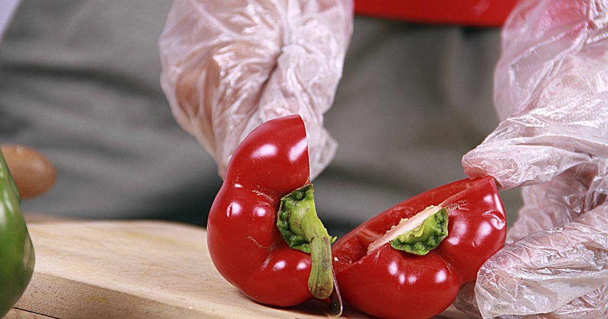Hvordan steke en rød pepper på komfyren