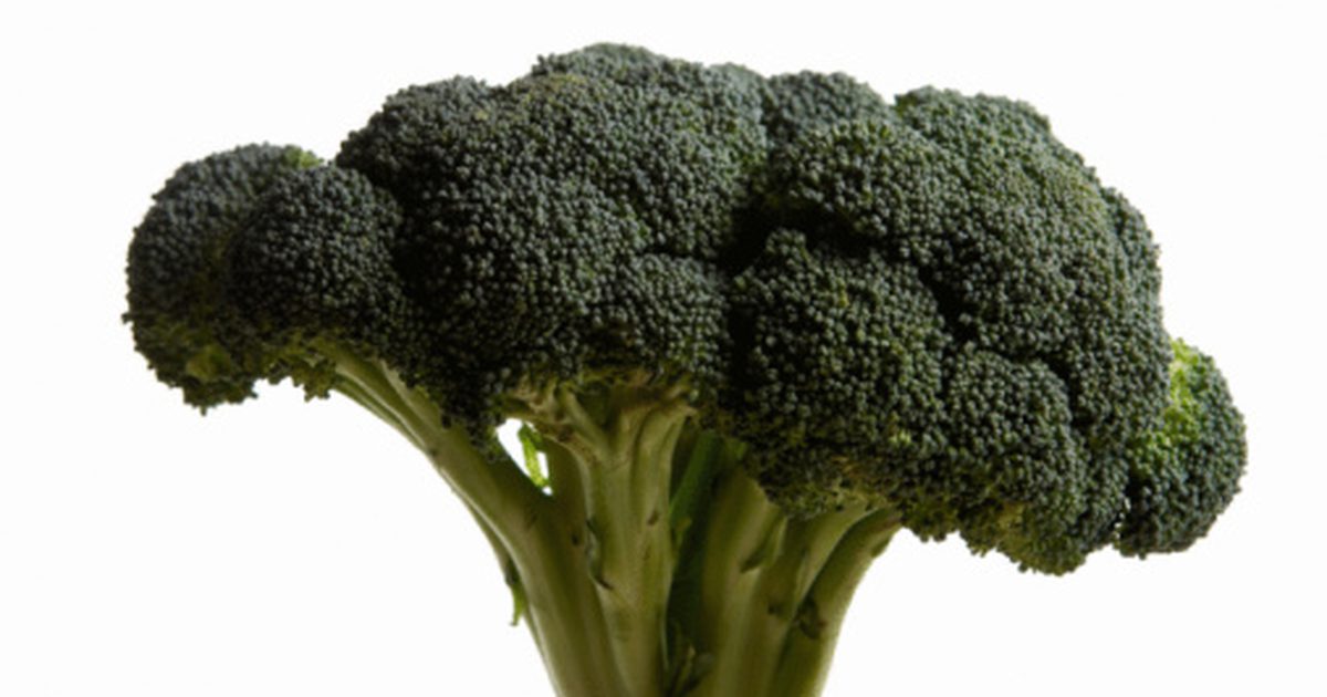 Hvordan Steam Broccoli i minutter