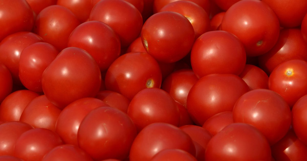Как да заместим пресни домати за консервирани Diced домати