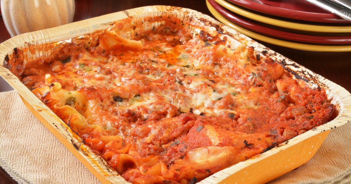 Sådan erstattes regelmæssig pølse til sød italiensk pølse i lasagne