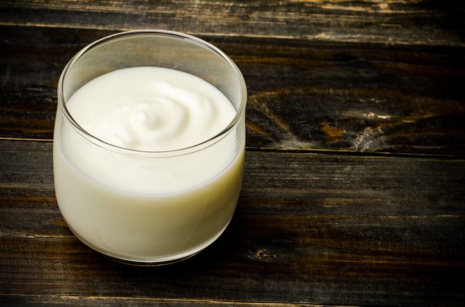 Als u allergisch bent voor melk, kunt u yoghurt eten