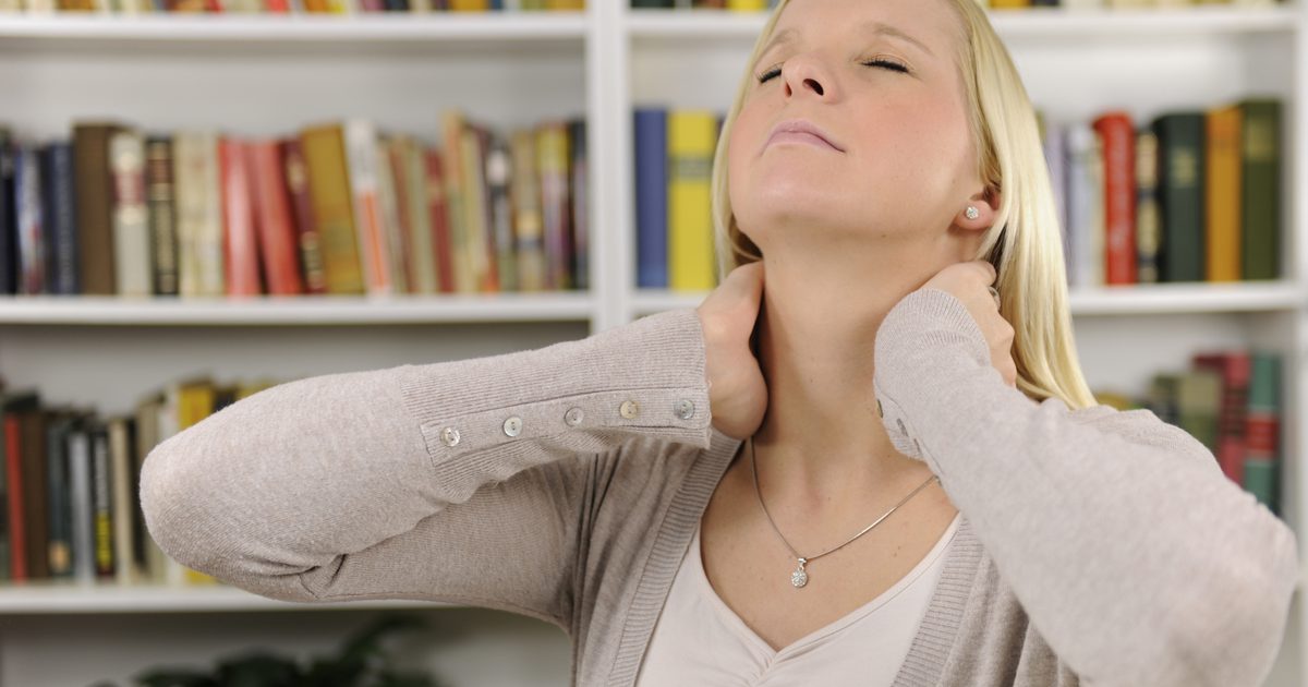 Pomembni vitamini, ki jih je treba vzeti za bolečino v vratu in vratu