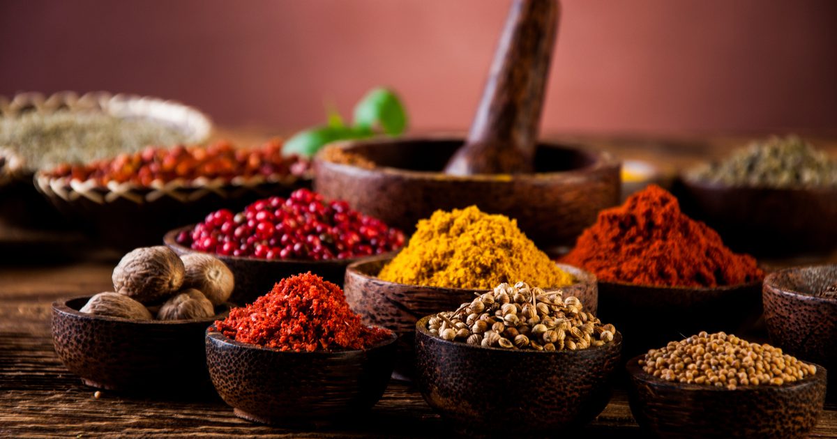 Indisk mat som inneholder høye karbohydrater