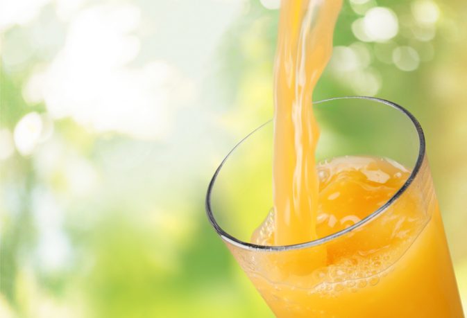 Je kyselina citronová v nápoji špatná pro kyselý reflux?