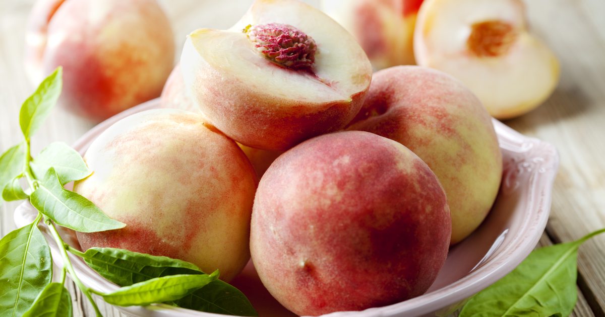 Czy jedzenie brzoskwiń jest dobre dla Twojej skóry?