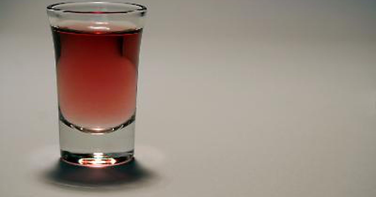 क्या लवस्टैटिन लेते समय शराब पीना हानिकारक है?