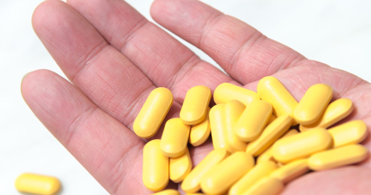 Je bezpečné vyrezať vitamíny, aby ich prehltli?