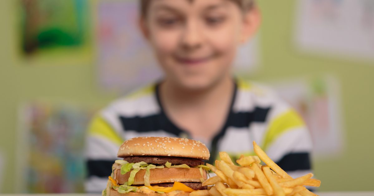 Negatywny wpływ Fast Food na odżywianie dziecka