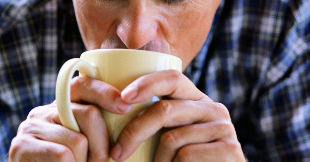 Хранителни факти за кафе с пълно мляко