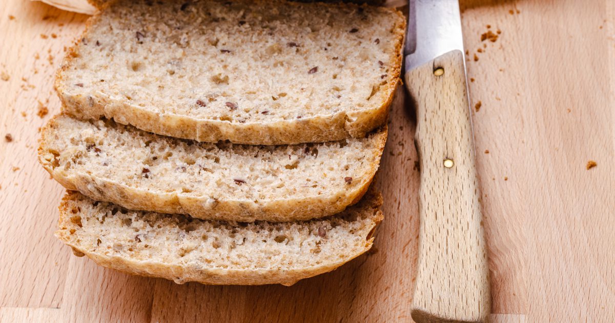 Výživa a tuky: bílý chléb vs. celozrnný chléb
