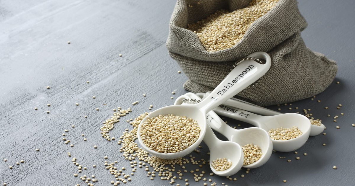 Nutričné ​​porovnanie Quinoa & Oatmeal